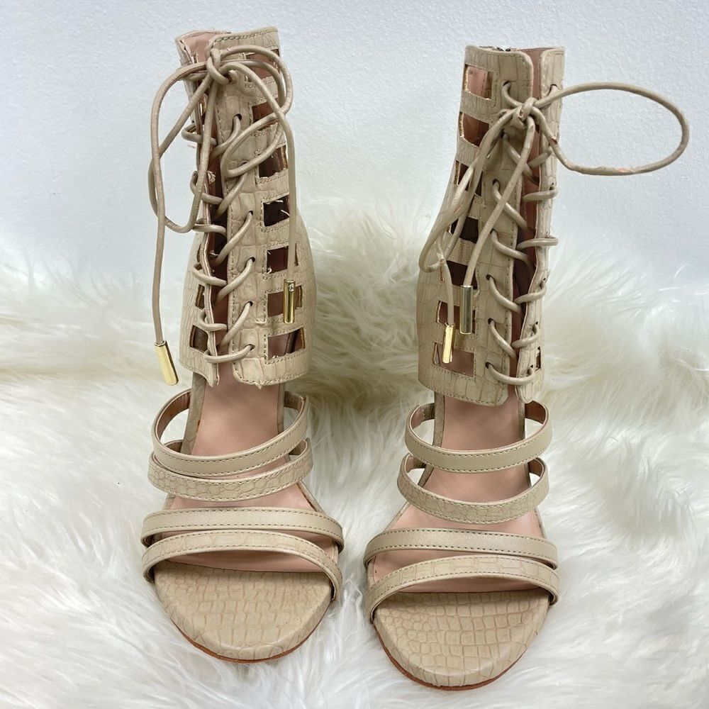 bebe | strappy open toe sandal stiletto 7.0 cream 4” heel back zipper closure